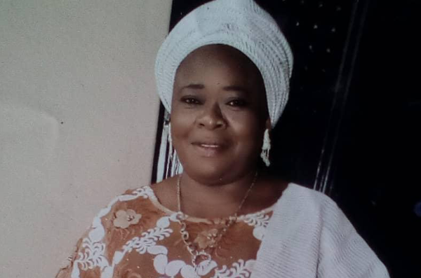 Niyi Folake Shakirat Agbolade Treasurer, Egbe Gbobaniyi Asiwaju