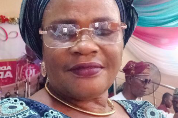 Niyi (Princess) Olatilewa Suwebat Adenike Otun Iyalode Egbe Gbobaniyi Asiwaju Aiyepe